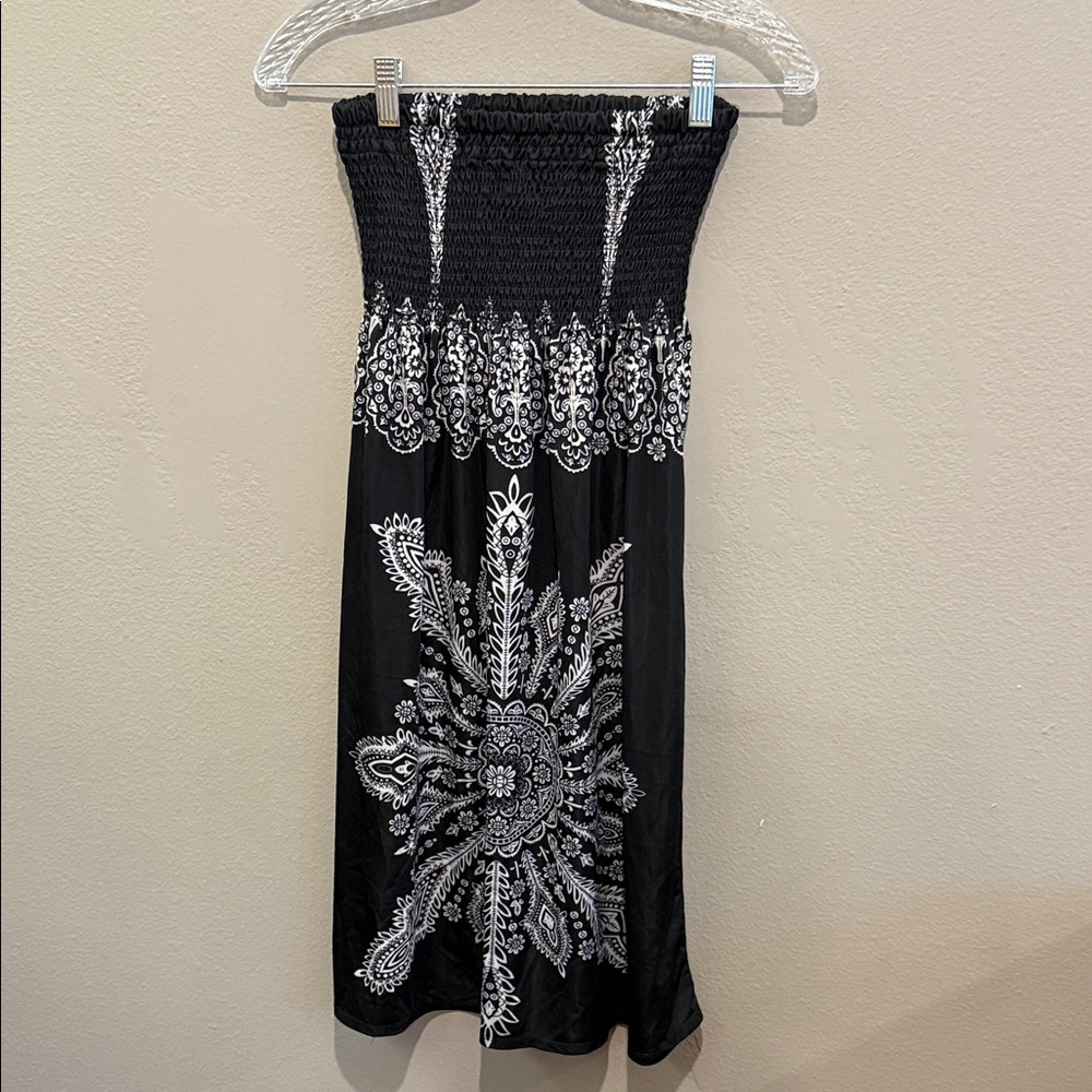 Black and White Strapless Dress